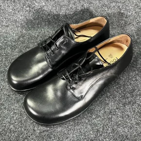 Classic Black Women's Leather Shoes - Picture 2 of 6